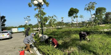 Cán bộ, giảng viên, nhân viên, người lao động Trường Cao đẳng Y tế Bắc Ninh “Chung tay hành động cho Thế giới sạch hơn”