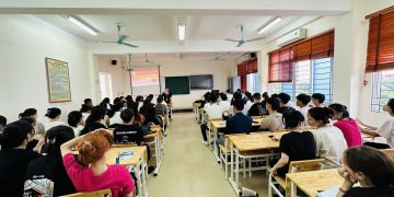 Tân sinh viên khóa 6 với các hoạt động trong tuần sinh hoạt công dân