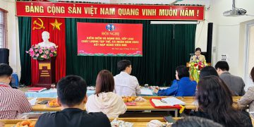 Hội nghị Đánh giá, xếp loại chất lượng tập thể cá nhân năm 2023 và kết nạp đảng viên mới