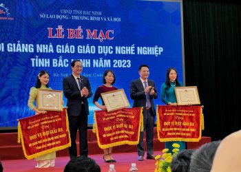 Hội giảng nhà giáo giáo dục nghề nghiệp tỉnh Bắc Ninh năm 2023 – Trường Cao đẳng Y tế Bắc Ninh xuất sắc giành giải Ba toàn đoàn