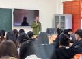 Truyền thông, giáo dục về luật An toàn giao thông; phòng chống tệ nạn xã hội cho Sinh viên