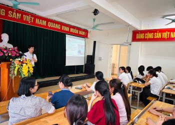 Hội thảo tư vấn, giới thiệu việc làm cho sinh viên Điều dưỡng, Y sỹ đa khoa tại Trường Cao đẳng Y tế Bắc Ninh