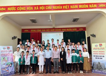 Hoạt động cộng đồng – Tập huấn sơ cấp cứu ban đầu cho học sinh trường THCS Khắc Niệm