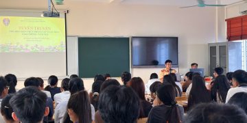 Trường Cao đẳng Y tế Bắc Ninh phối hợp tuyên truyền An toàn giao thông cho Tân sinh viên năm 2025