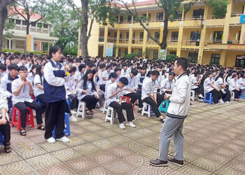 Hoạt động truyền thông dinh dưỡng tại trường THPT Gia Bình I