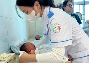 Nghề Điều Dưỡng – Cơ Hội Nghề Nghiệp Bền Vững