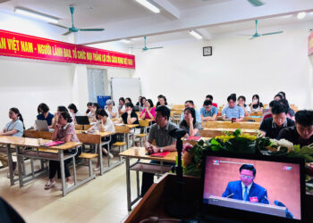 Đảng bộ Trường Cao đẳng Y tế Bắc Ninh quán triệt Nghị quyết số 10-NQ/TW của Bộ Chính trị