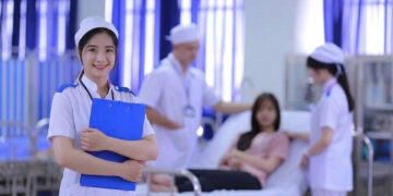 Rèn Luyện Kỹ Năng Nghề Điều Dưỡng – Hành Trang Vững Chắc Cho Những Người Chăm Sóc Sức Khỏe Tương Lai